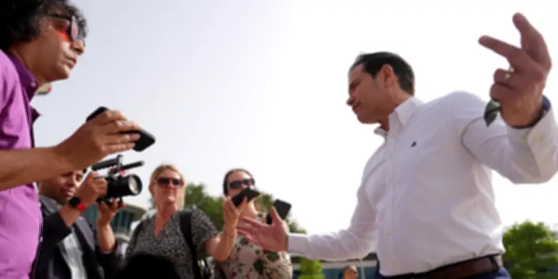 Guerre au Moyen-Orient : Rubio attend la réponse de l'Iran sur un accord
