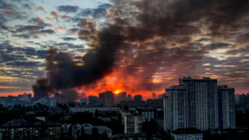 Guerre en Ukraine : 600 drones et 90 missiles en une nuit, le choc après une attaque massive