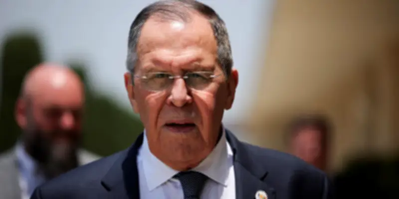 Guerre en Ukraine : la Russie exhorte les États-Unis à évacuer leur ambassade à Kiev
