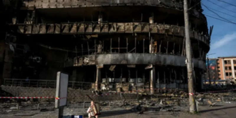 Guerre en Ukraine : l'ambassade américaine condamne les frappes russes sur Kiev