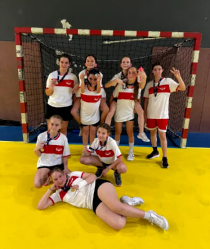Handball et rugby : deux médailles d’argent pour le collège de Villeneuve-de-Marsan