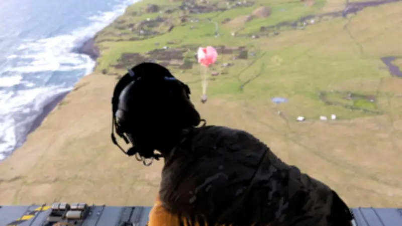 Hantavirus : l'armée britannique parachute des soldats sur une île isolée