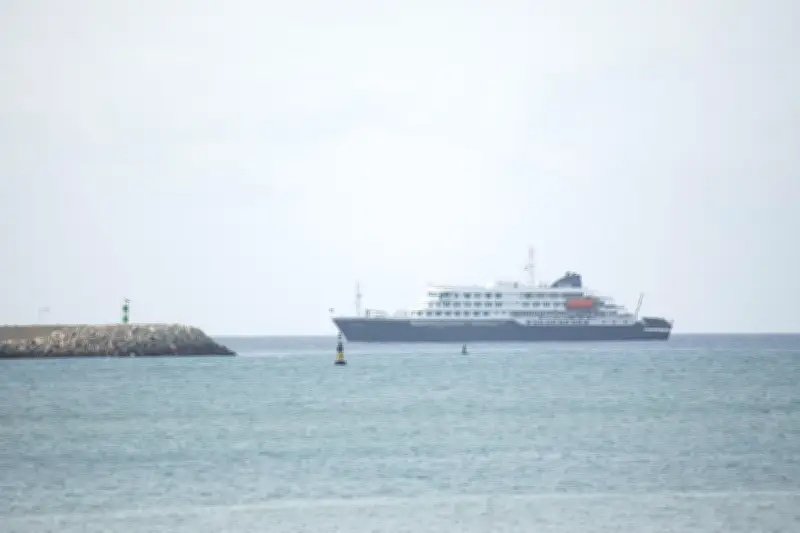Hantavirus : trois morts sur un bateau de croisière, sept cas identifiés