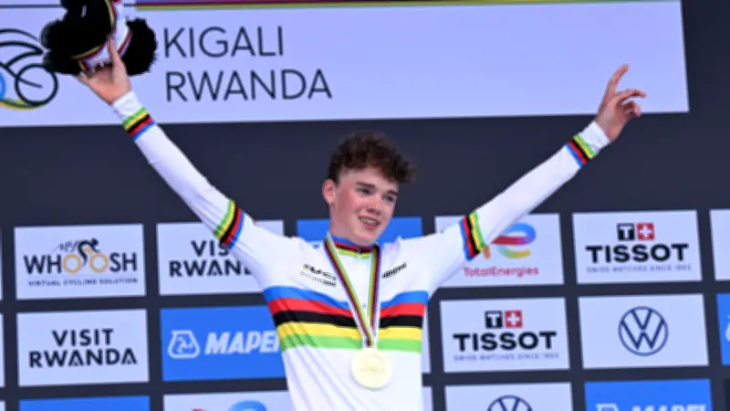 Harry Hudson percuté par une moto : le champion du monde junior gravement blessé