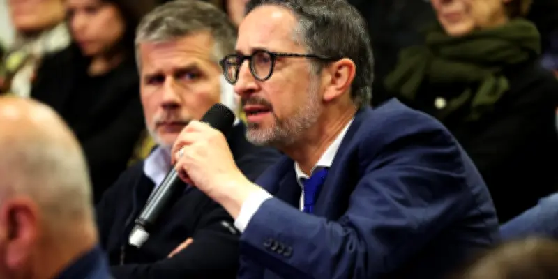 Haute fonction publique : le gouvernement revoit la sortie de l'INSP