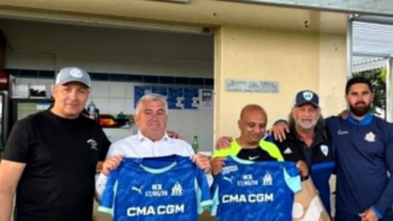 Hommage à deux arbitres de l'OC Redessanais pour leur carrière