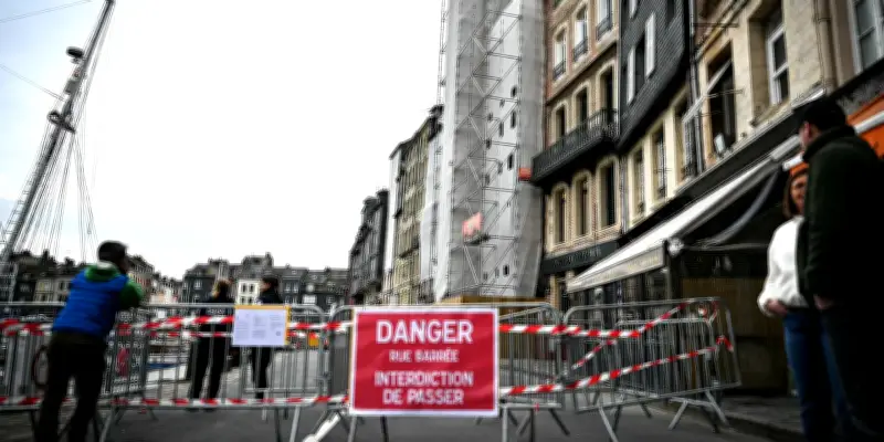 Honfleur menacé d'effondrement : vétusté et surtourisme en cause