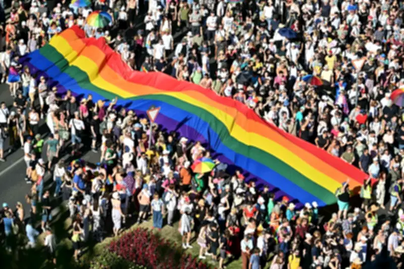 Hongrie: la police autorise la marche des fiertés à Budapest le 27 juin