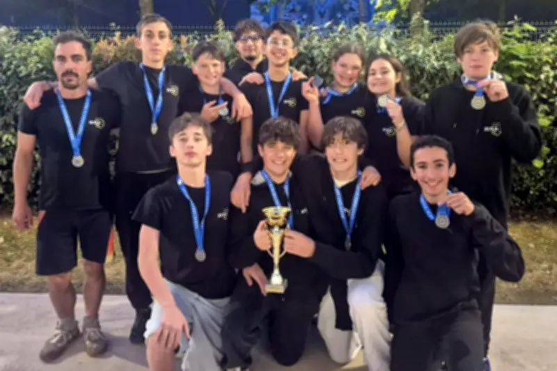 Hyères : H2Sub brille aux championnats de France de hockey subaquatique