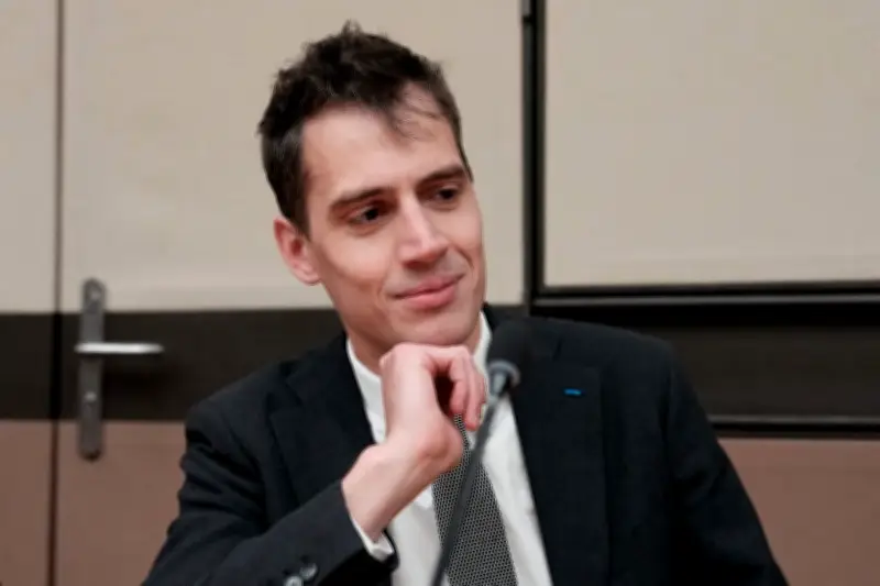 IA : comment les lobbys de la tech ont torpillé la loi sur le droit d'auteur