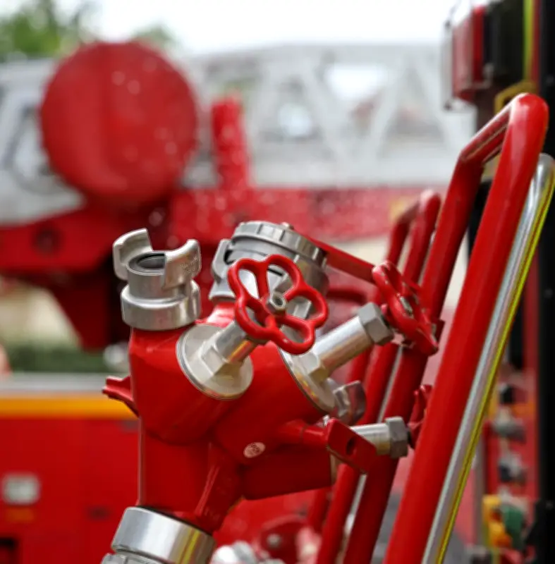 Incendie à Biscarrosse : trois logements détruits, pas de victime