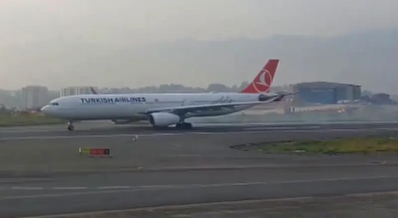 Incendie à bord d'un avion Turkish Airlines à Katmandou : aucun blessé
