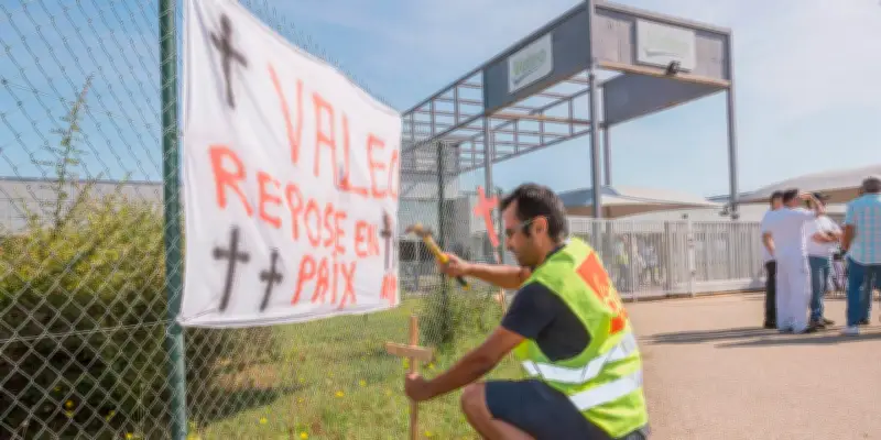 Industrie : cadres menacés par délocalisations, un phénomène en hausse