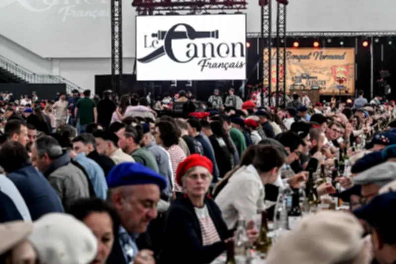 Interdire les banquets du canon français : une mauvaise idée
