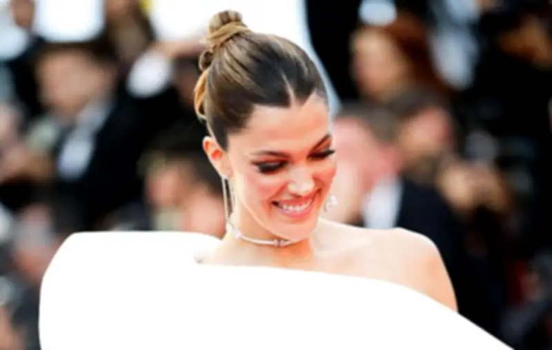 Iris Mittenaere : sa décision radicale sur sa vie privée