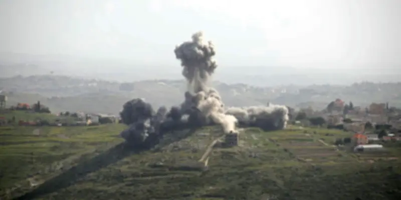 Israël bombarde le sud du Liban avant des pourparlers à Washington