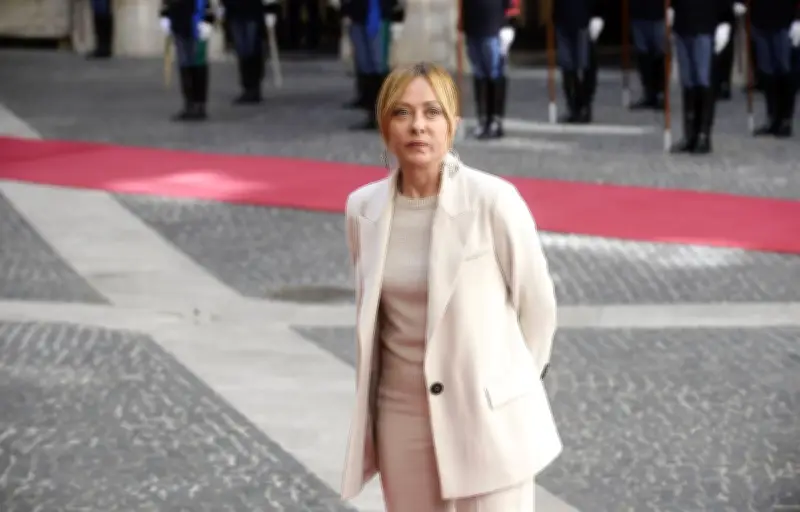 Italie : Giorgia Meloni annule un déplacement après une attaque à Modène