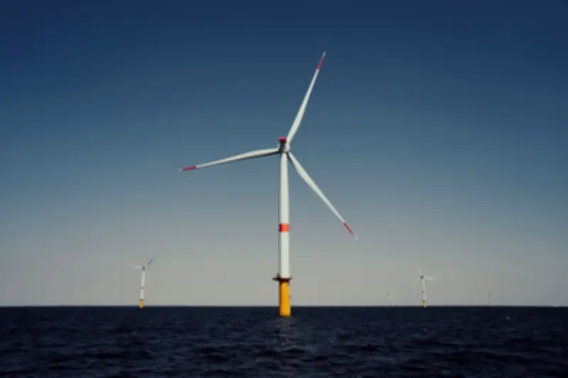 Italie : le plus grand parc éolien flottant de Méditerranée projeté au large de la Corse