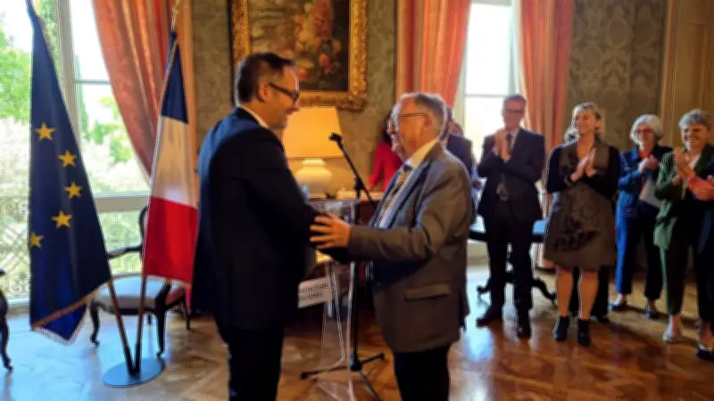 Jacques Bollègue nommé maire honoraire du Gard