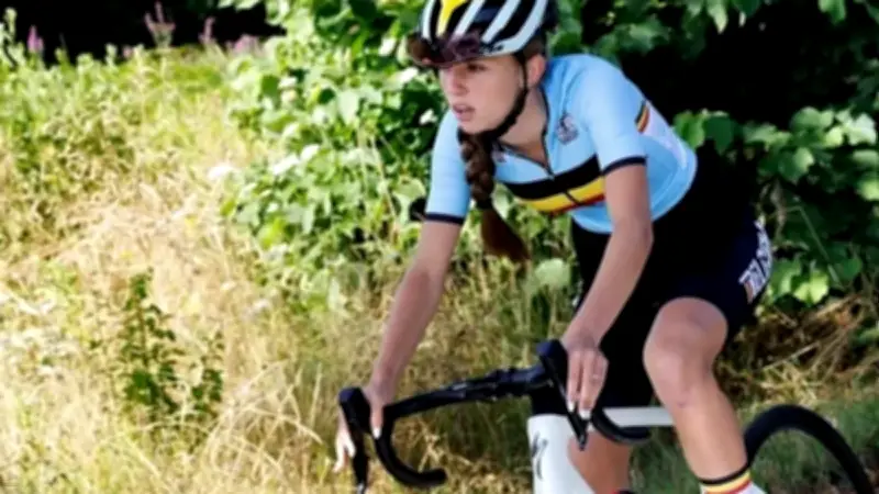 Jilke Michielsen, espoir du cyclisme belge, décède à 19 ans d'un cancer