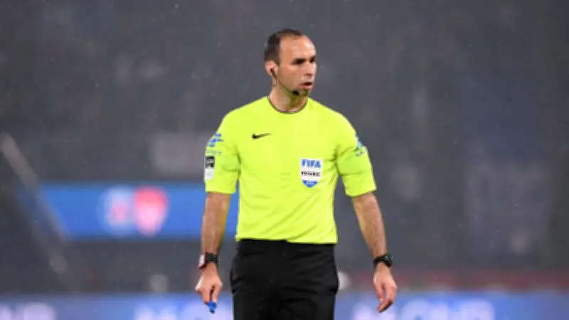 Jérôme Brisard arbitrera la finale de la Coupe de France Nice-Lens