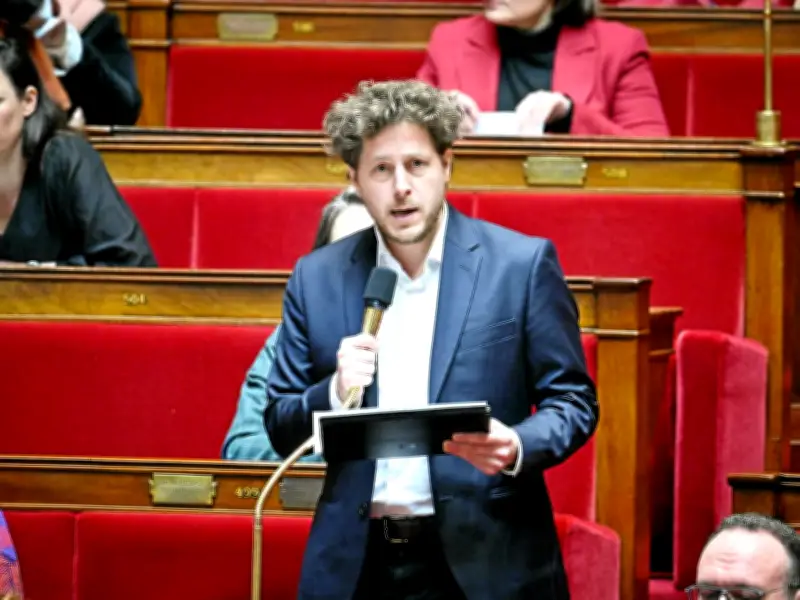 Julien Bayou quitte EELV après des accusations de violences psychologiques