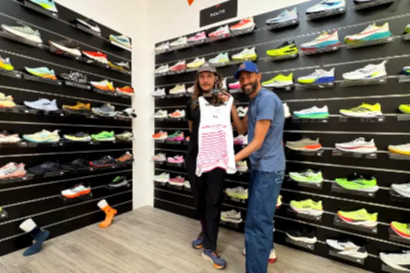 Julien Montiel crée du lien avec Rrunning Hyères et un magazine