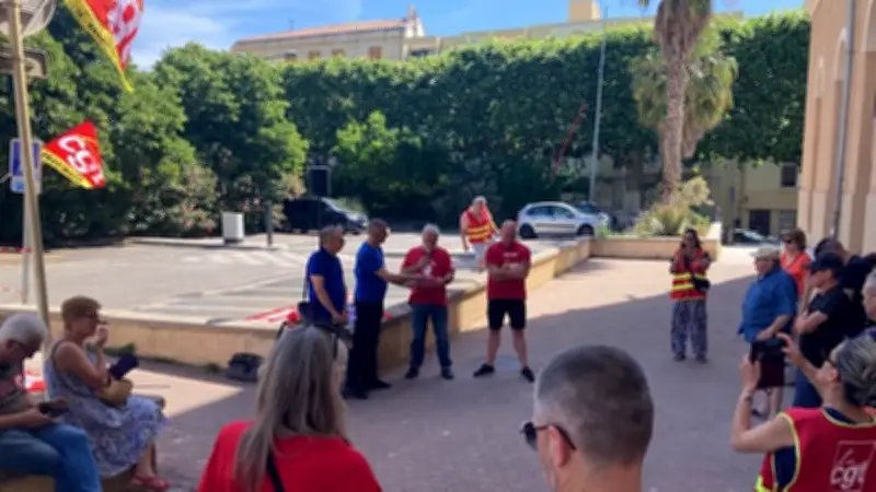 Justice payante : mobilisation à Sète contre le droit d'accès de 50 €