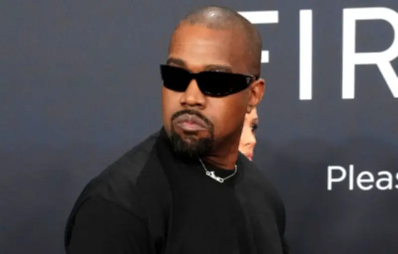 Kanye West en concert en Albanie en juillet malgré les controverses