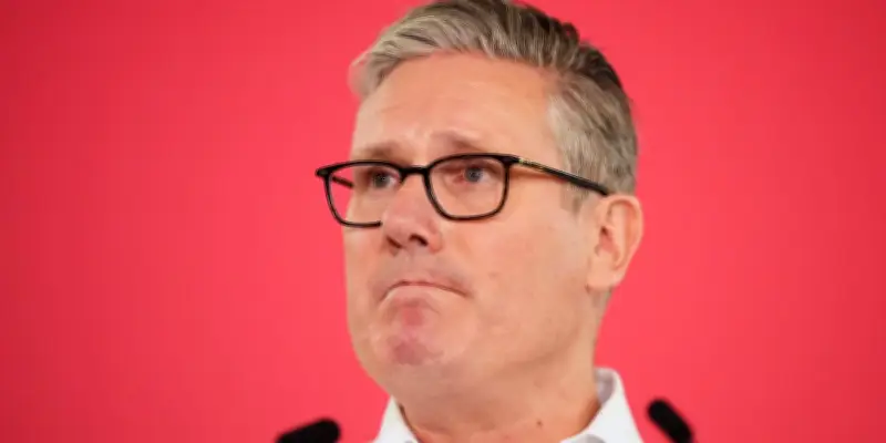 Keir Starmer refuse de démissionner après les élections locales