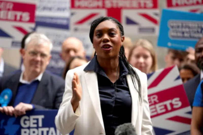 Kemi Badenoch, une immigrée conservatrice à la tête des tories britanniques