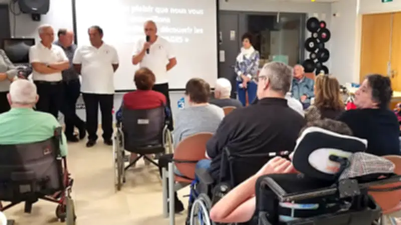 La confrérie Sainte-Marie-Madeleine remet 1500 € à trois associations