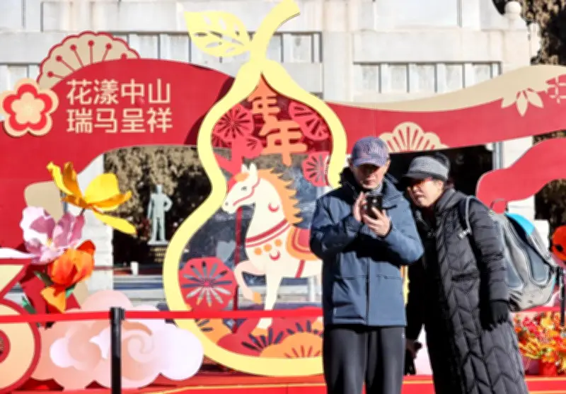 La fuite silencieuse des retraités hongkongais vers la Chine