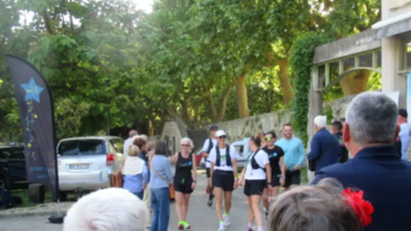La Petite Traversée pour Maé fait étape à Barjac : 18 coureurs mobilisés