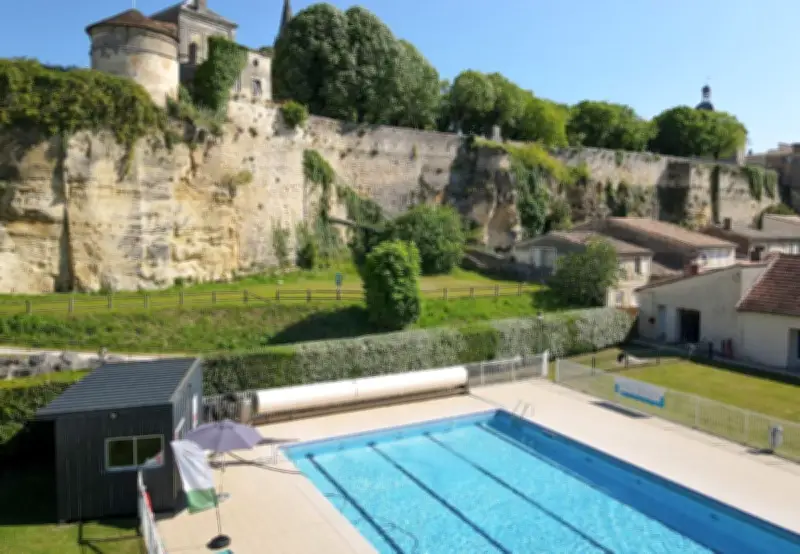 La piscine intercommunale de Bourg rouvre pour l'été