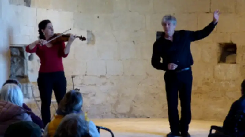 Lancement de la saison artistique de la Clastre à Saint-Hilaire-d'Ozilhan