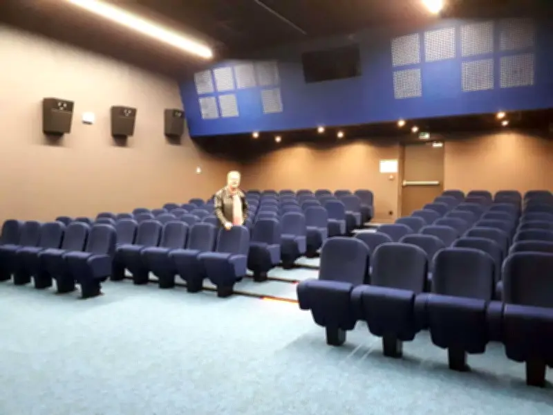 Lancement du ciné-club « La Salle bleue » au cinéma Lux