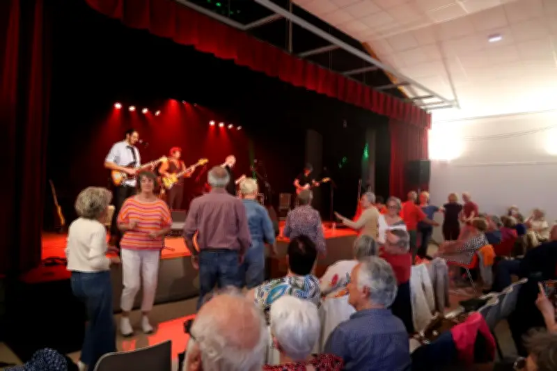 Lancement réussi des Mercredis éclectiques avec Valérie White Band