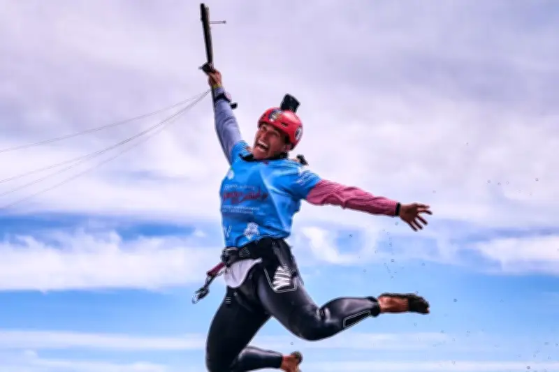Lauriane Nolot décroche son troisième titre mondial de kitefoil au Portugal