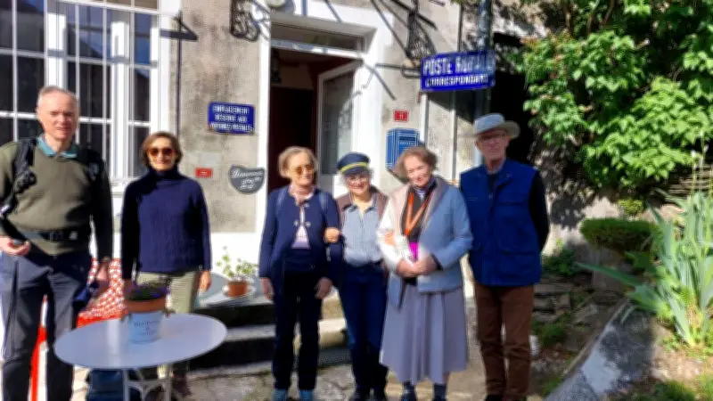 Le bureau d'Urbain-V fait étape au gîte Le Tilleul en Cévennes