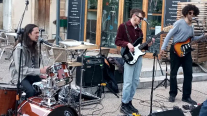 Le Café des Halles dévoile sa programmation estivale de concerts