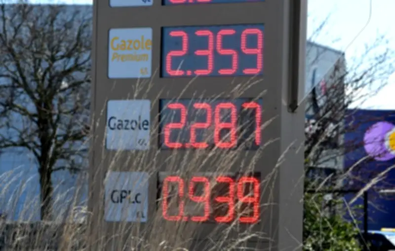 Le détroit d'Ormuz fait flamber les prix des chips au Japon