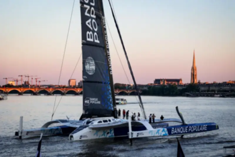 Le Maxi Banque Populaire XI amarré à Bordeaux jusqu'à jeudi
