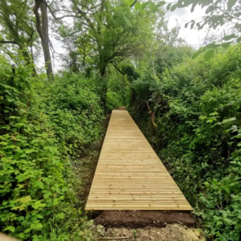 Le ponton en bois de Lamarque à Cussac-Fort-Médoc rouvert après les crues
