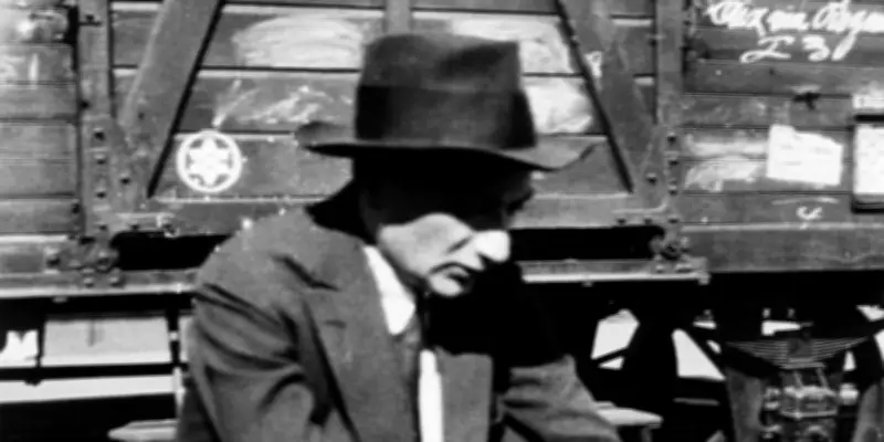 "Le Rouge et le Blanc" de Joseph Roth : un art subtil de la traversée du réel