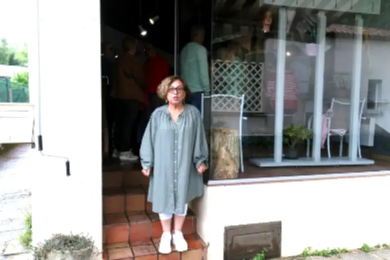 Le salon de coiffure Le Ciseau d'argent devient Sophie et Végétal