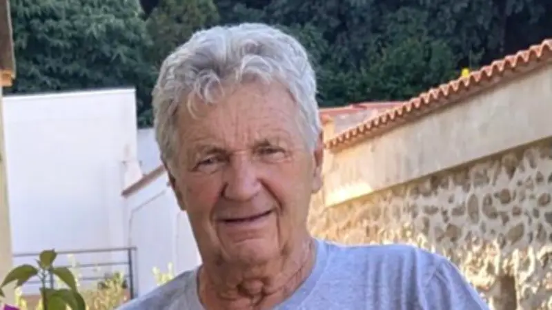 Le Tennis Club de Beauvoisin honore son premier président Raymond Hébrard
