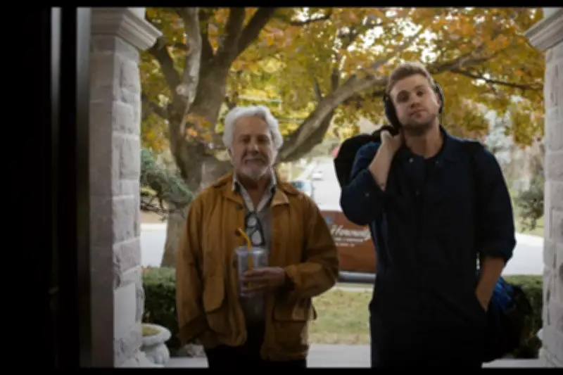 « Le Virtuose » : le retour de Dustin Hoffman dans un thriller convenu