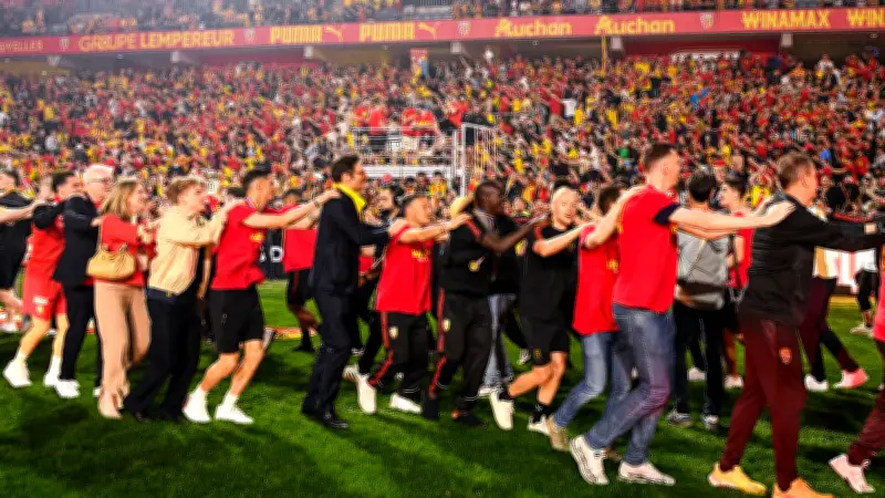 Lens fête sa première Coupe de France : l'émotion des joueurs et des supporters
