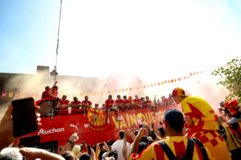 Lens remporte la Coupe de France et se tourne vers l'avenir